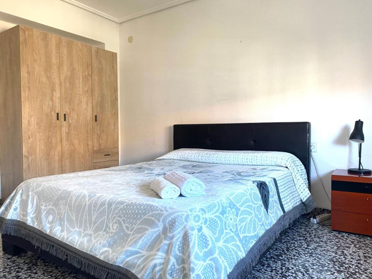 Private In Shared Workstay Séjour chez l'habitant *